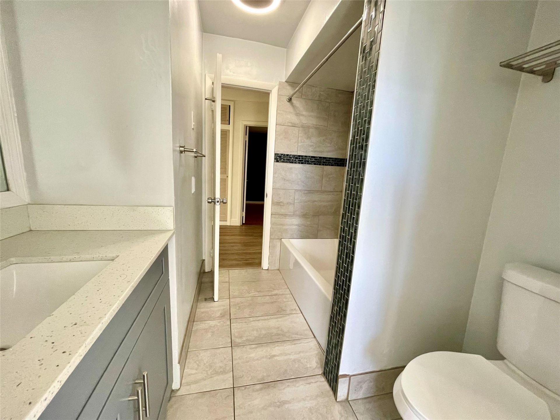 2090 NW 84th Terrace, Pembroke Pines, FL 33024 Photo