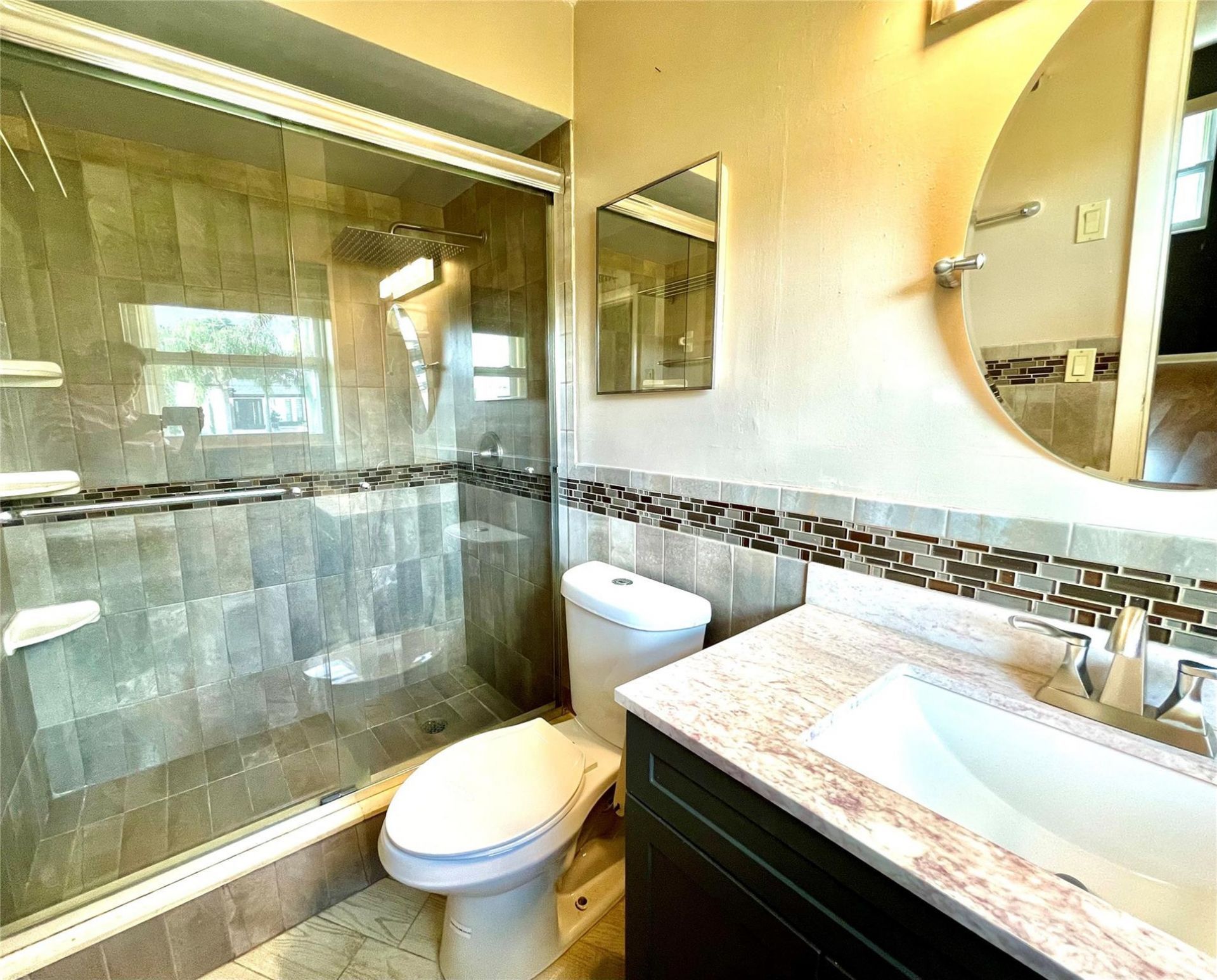 2090 NW 84th Terrace, Pembroke Pines, FL 33024 Photo