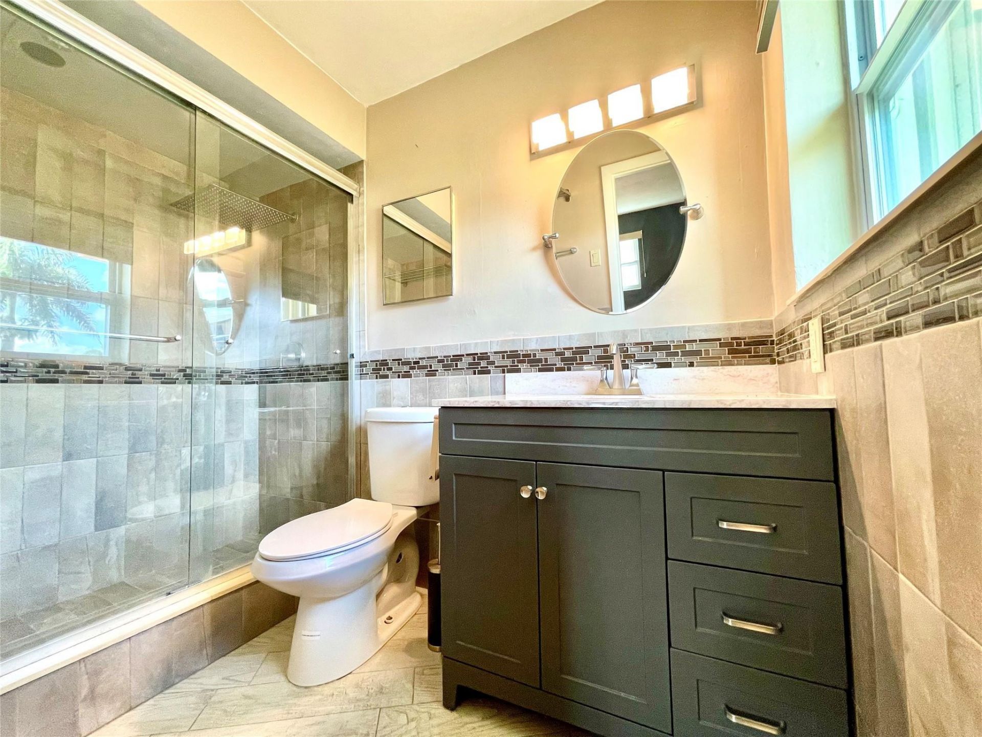 2090 NW 84th Terrace, Pembroke Pines, FL 33024 Photo