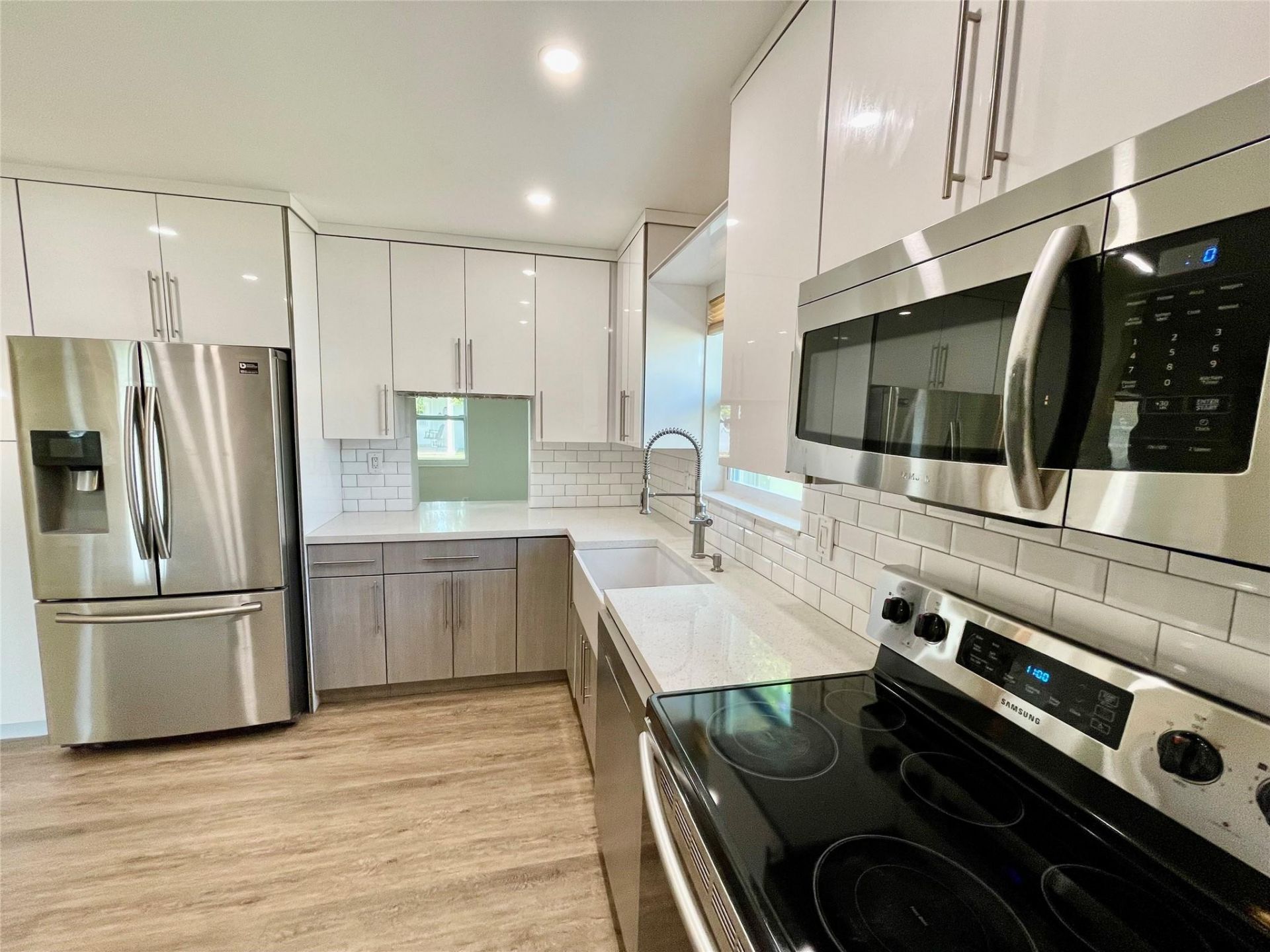 2090 NW 84th Terrace, Pembroke Pines, FL 33024 Photo