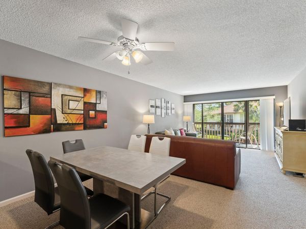 433 Brackenwood Lane N, Palm Beach Gardens, FL 33418