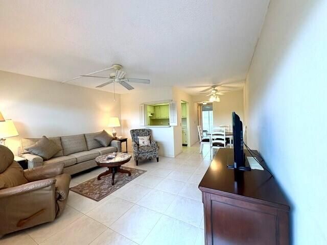 116 Windsor F, West Palm Beach, FL 33417 Photo