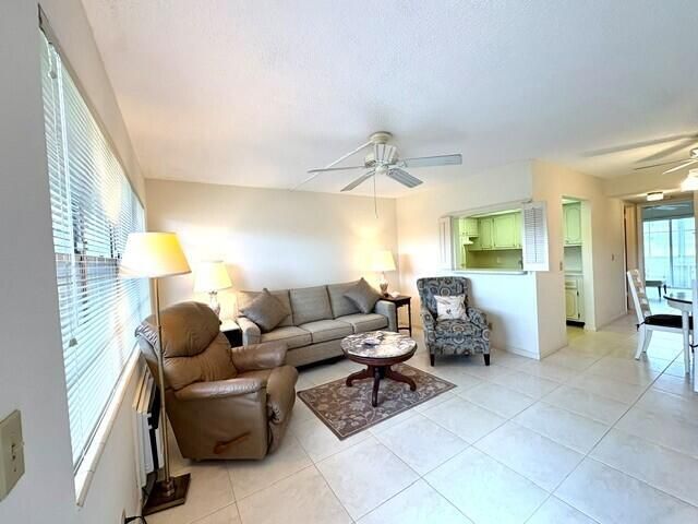 116 Windsor F, West Palm Beach, FL 33417 Photo