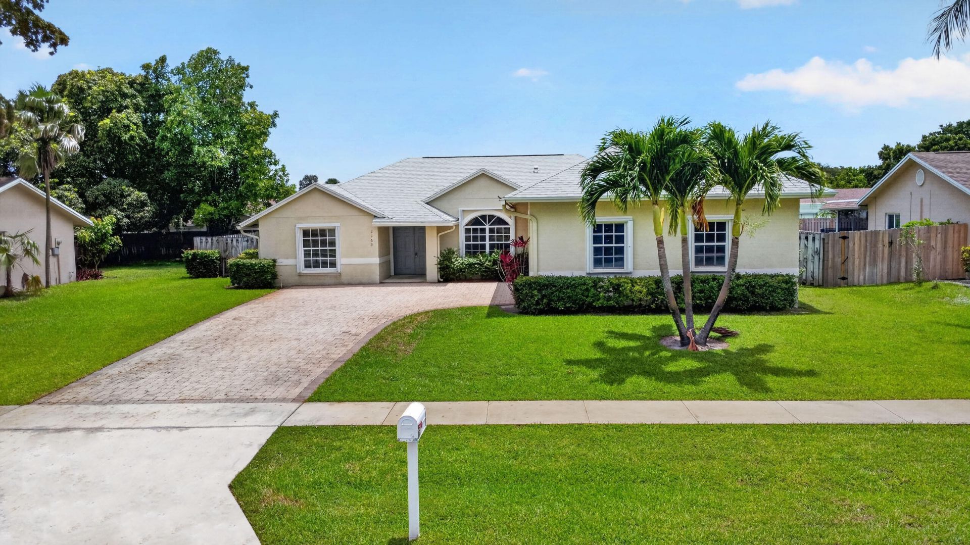 1163 Essex Drive, Wellington, FL 33414 Photo
