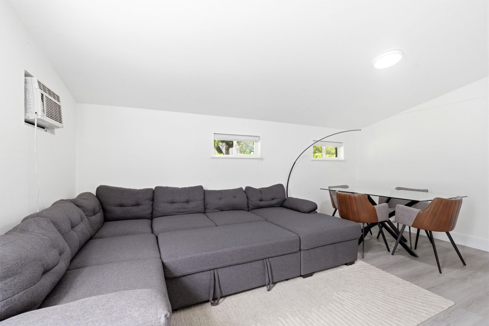 6444 Oak Street, Hollywood, FL 33024 Photo