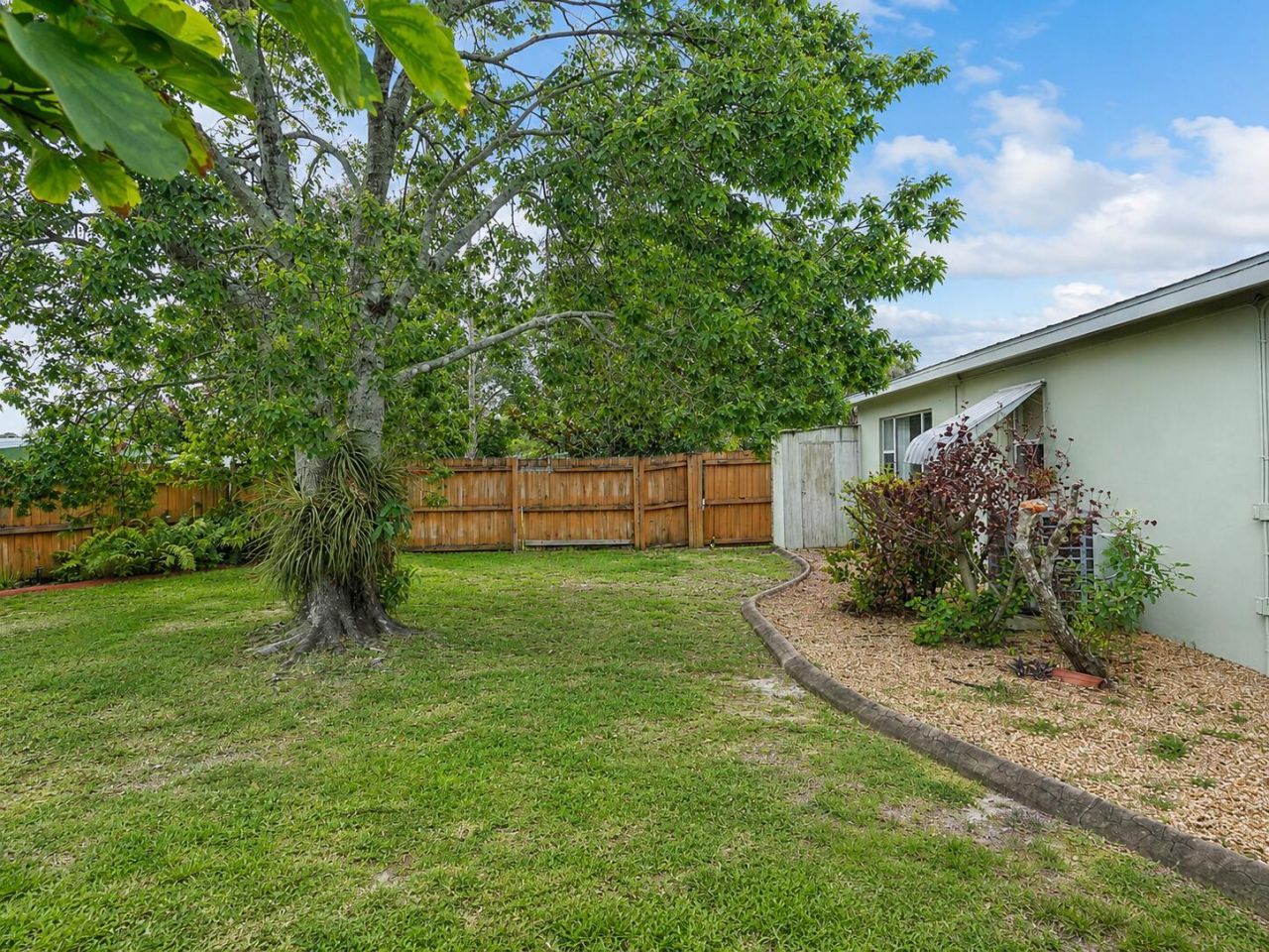 103 SE Bonita Court, Port Saint Lucie, FL 34983 Photo
