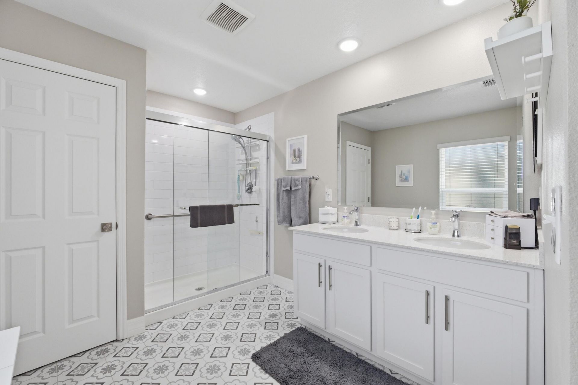 5655 NW Pine Trail Circle, Port Saint Lucie, FL 34983 Photo