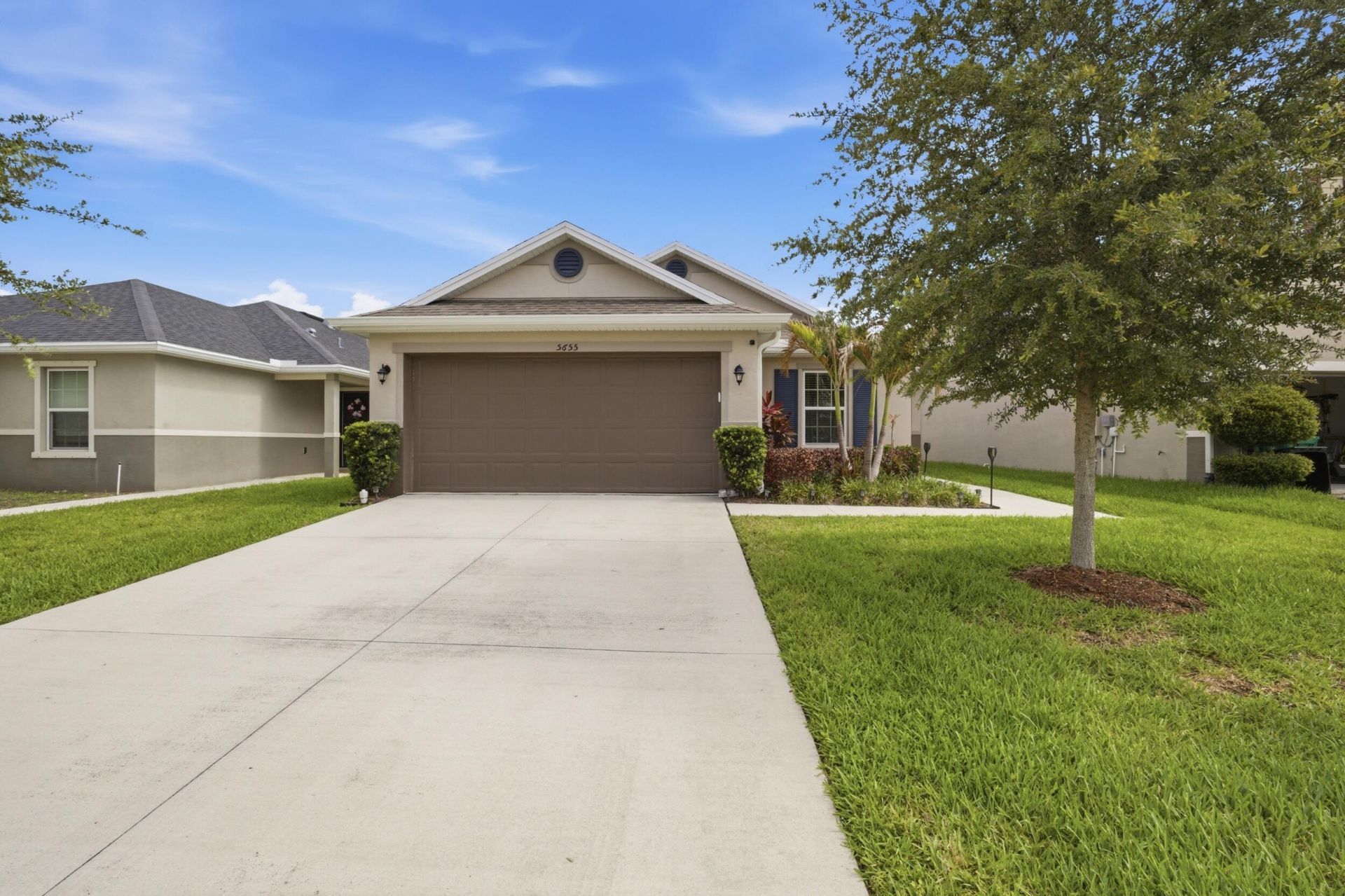 5655 NW Pine Trail Circle, Port Saint Lucie, FL 34983 Photo
