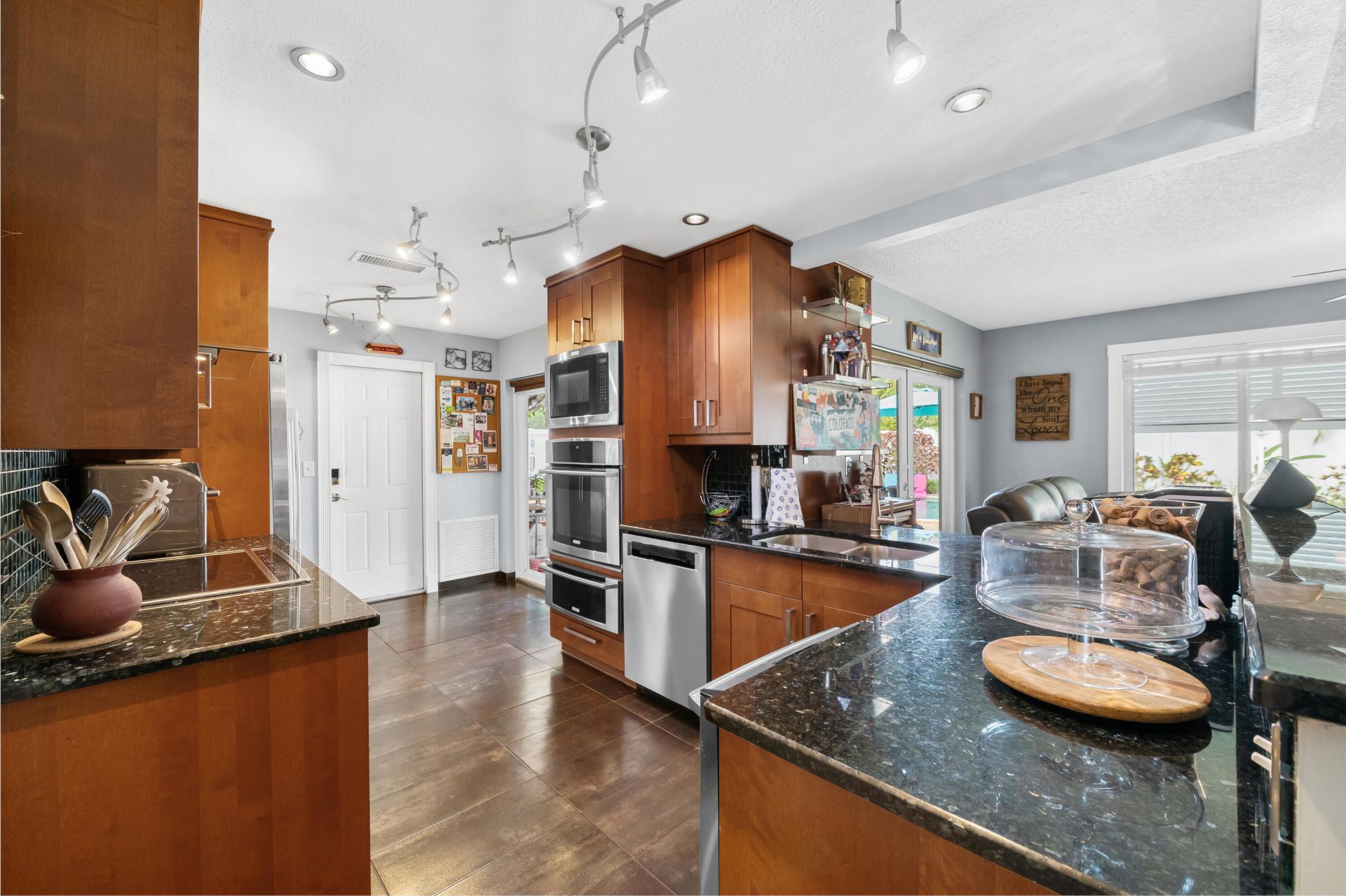 6816 NW 28th Terrace, Fort Lauderdale, FL 33309 Photo