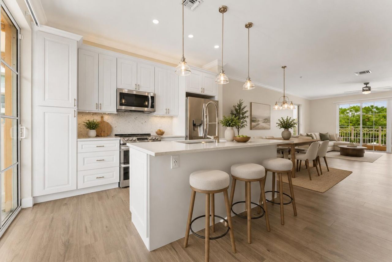 643 Casa Loma Boulevard, Boynton Beach, FL 33435 Photo