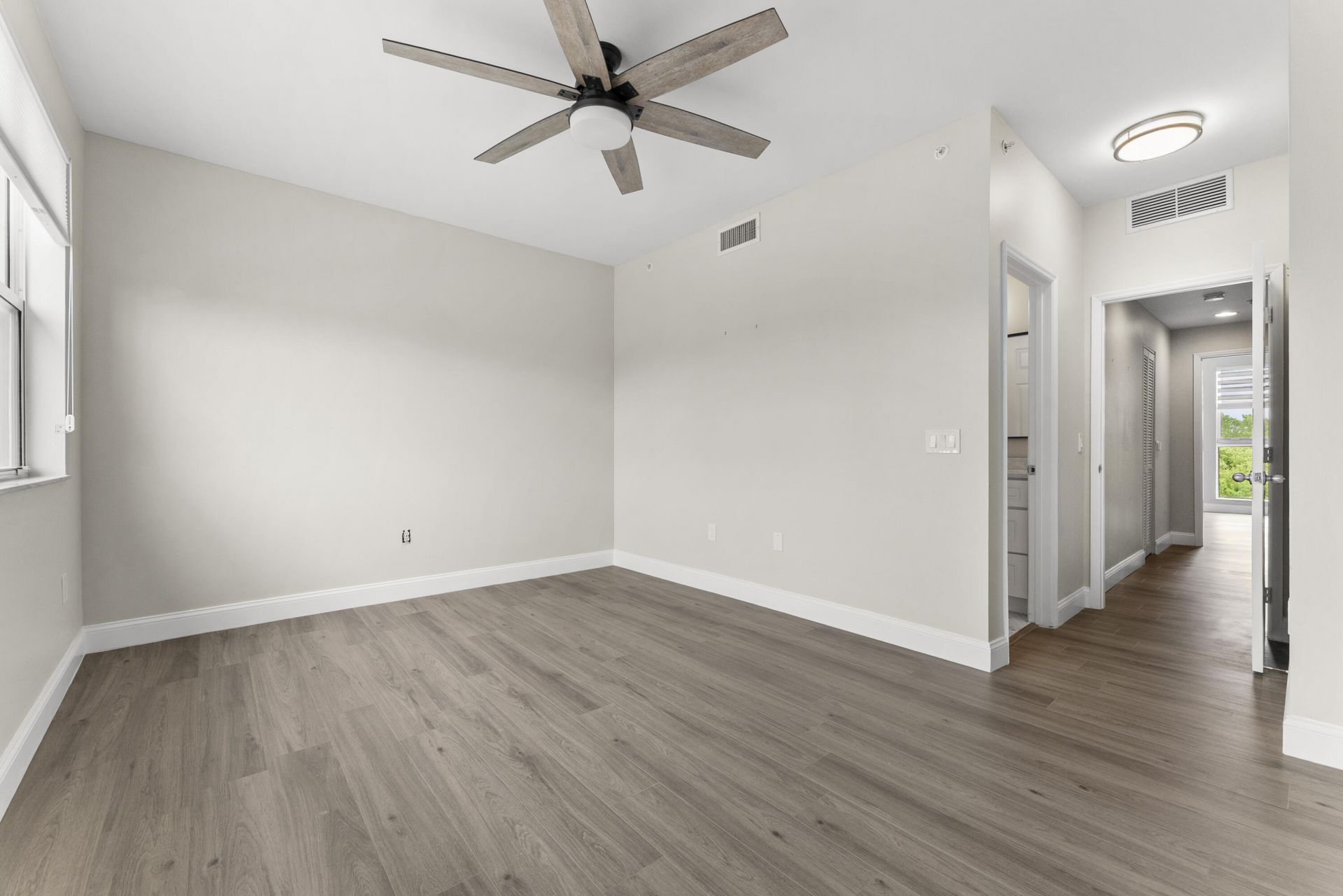 643 Casa Loma Boulevard, Boynton Beach, FL 33435 Photo