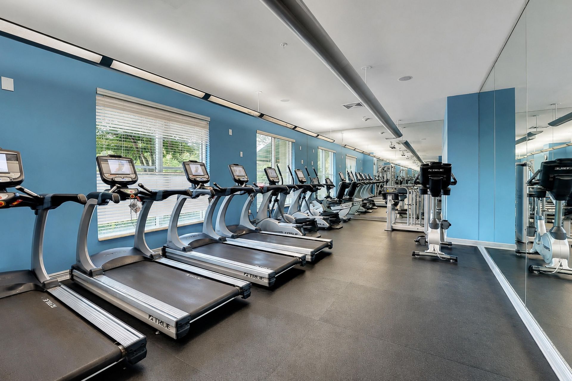 643 Casa Loma Boulevard, Boynton Beach, FL 33435 Photo