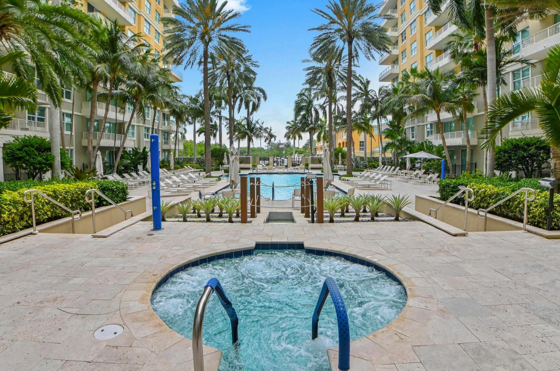 643 Casa Loma Boulevard, Boynton Beach, FL 33435 Photo