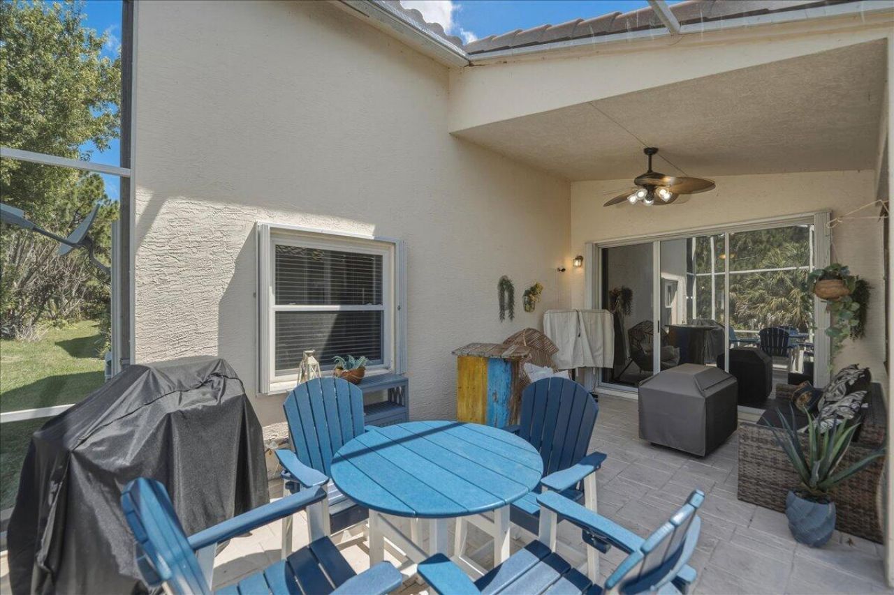 407 NW Granville Street, Port Saint Lucie, FL 34986 Photo