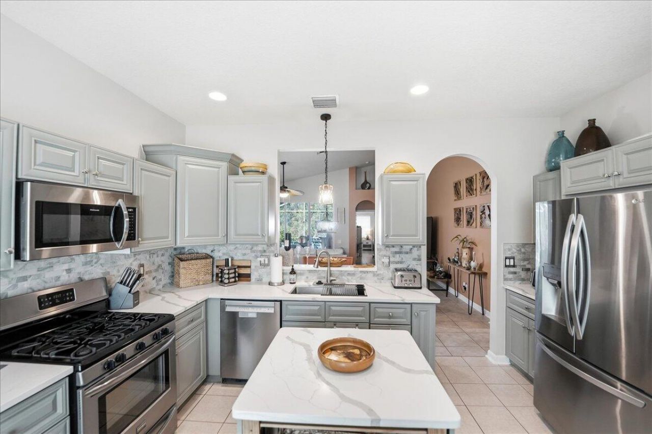 407 NW Granville Street, Port Saint Lucie, FL 34986 Photo