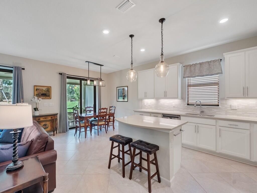 4633 Ibis Road, Vero Beach, FL 32967 Photo