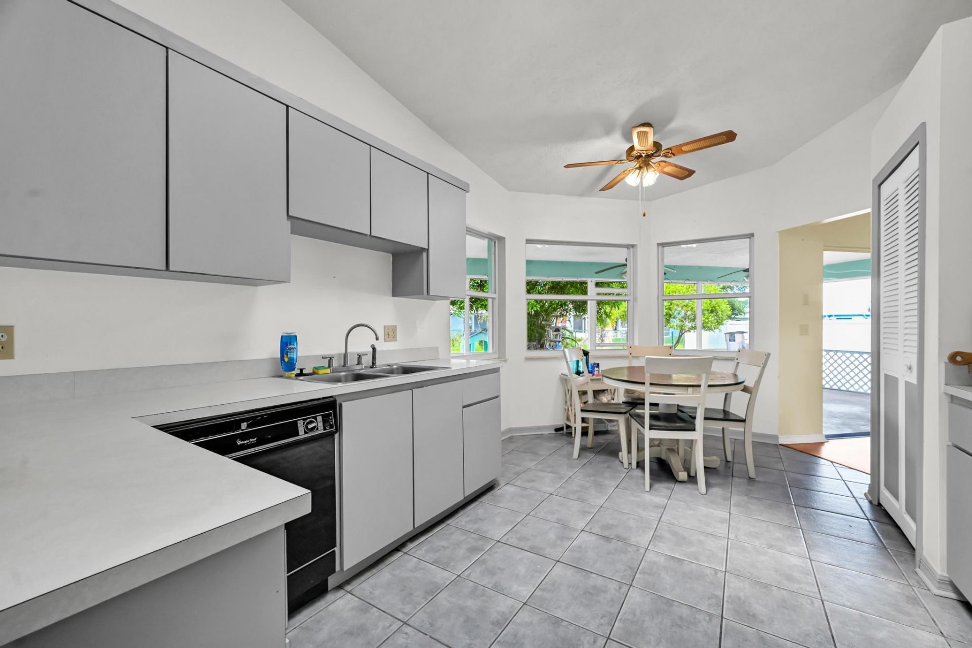 2265 SE Carnation Avenue, Port Saint Lucie, FL 34952 Photo