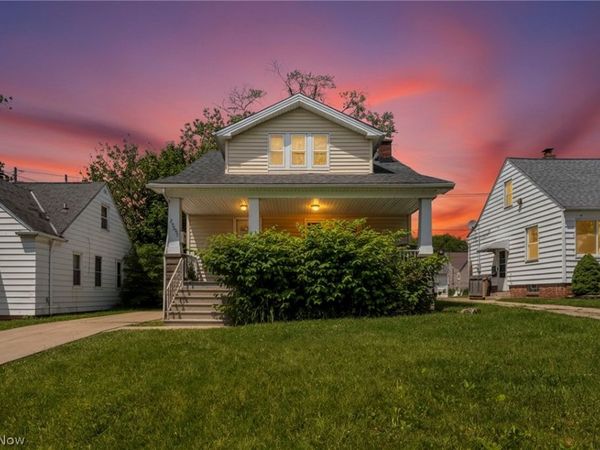 20505 Franklin Road , Maple Heights, OH 44137