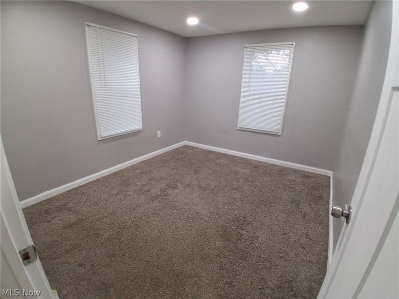 718 Easter Avenue, Akron, OH 44307 Photo 31