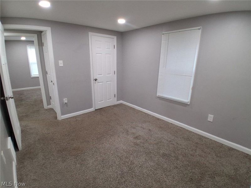 718 Easter Avenue, Akron, OH 44307 Photo 32