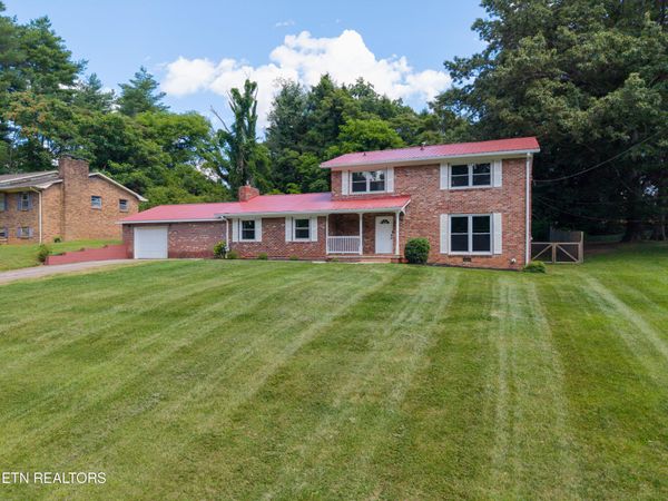 2912 Marvin Circle, Maryville, TN 37803