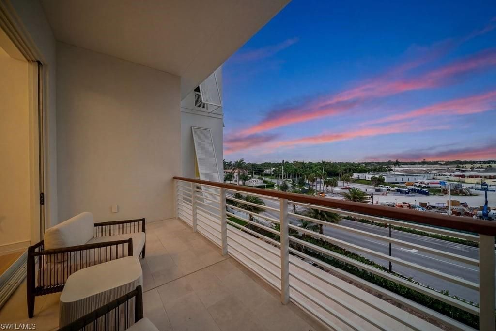 901 Gulf Shore Blvd N, Unit C-304, Naples, FL 34102 Photo