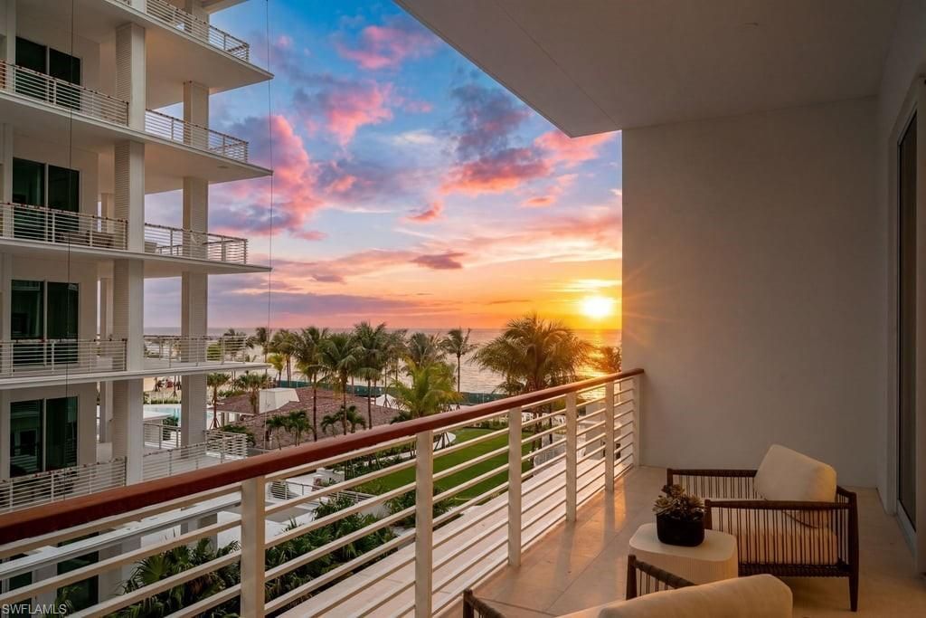 901 Gulf Shore Blvd N, Unit C-304, Naples, FL 34102 Photo