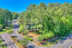 100 Harbor Oaks Dr.  photo 4