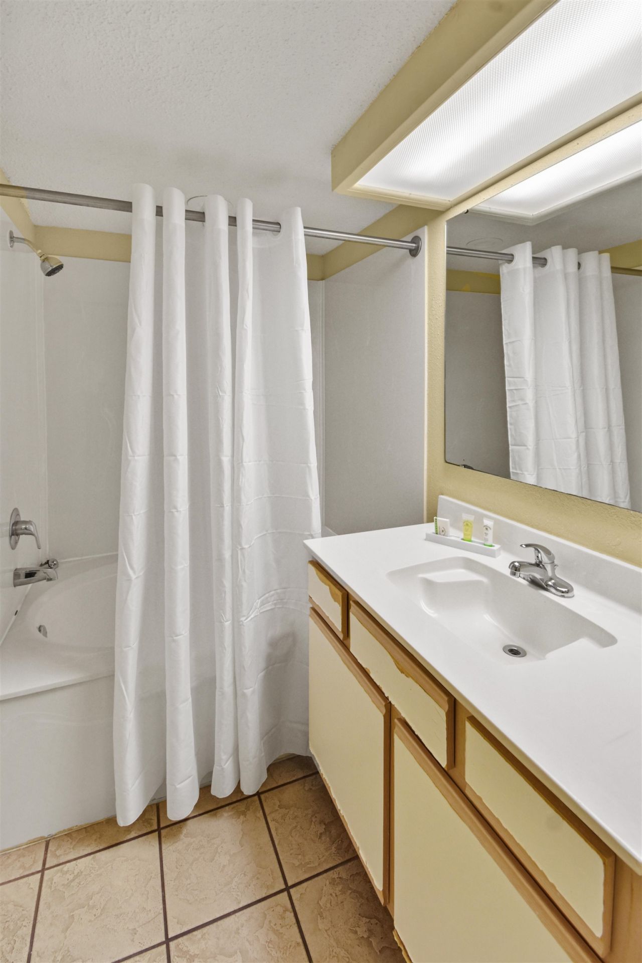 1700 N Ocean Blvd.  Photo 11