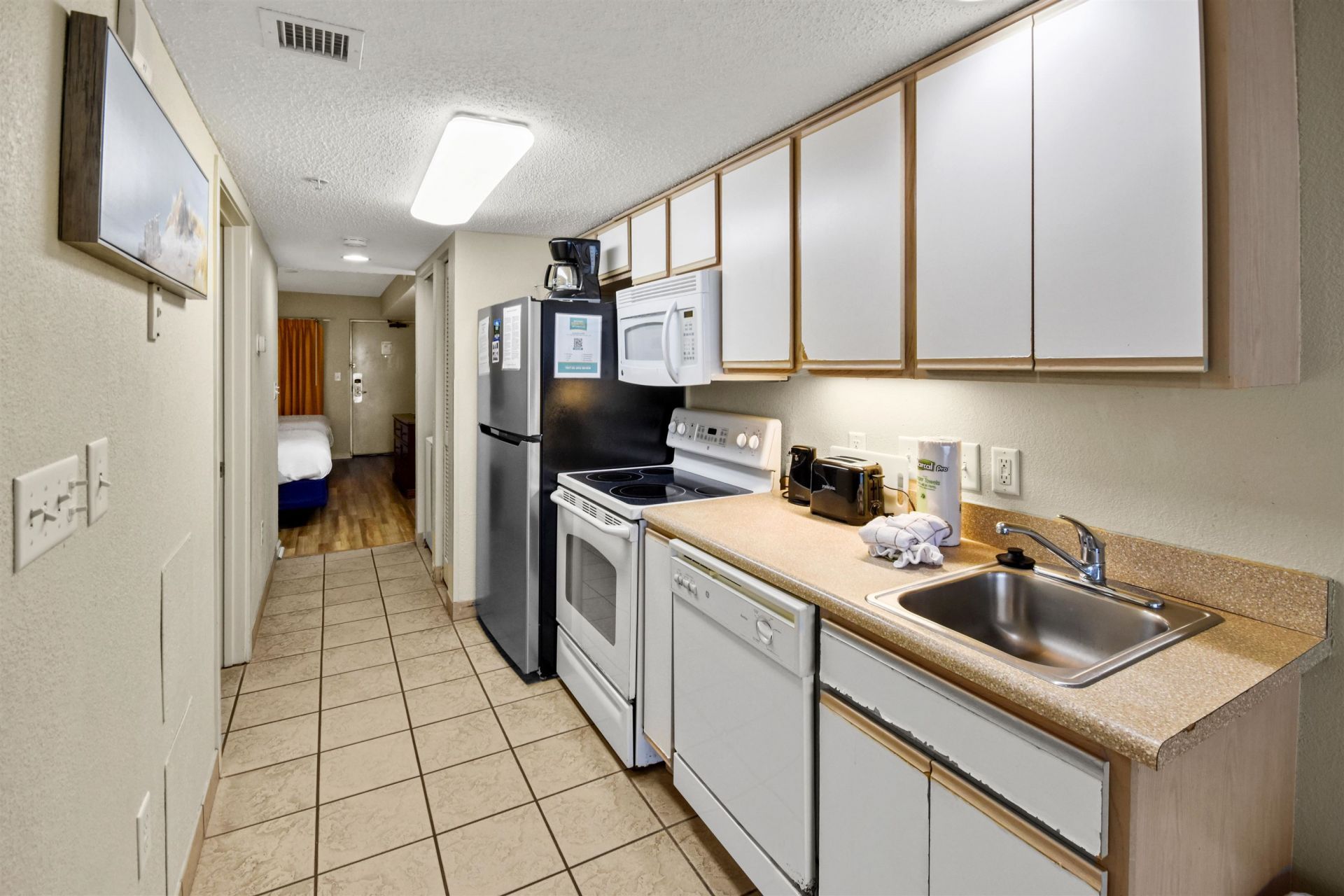 1700 N Ocean Blvd.  Photo 7