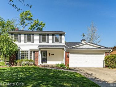 4931 Calvert Drive, Troy, MI 48085