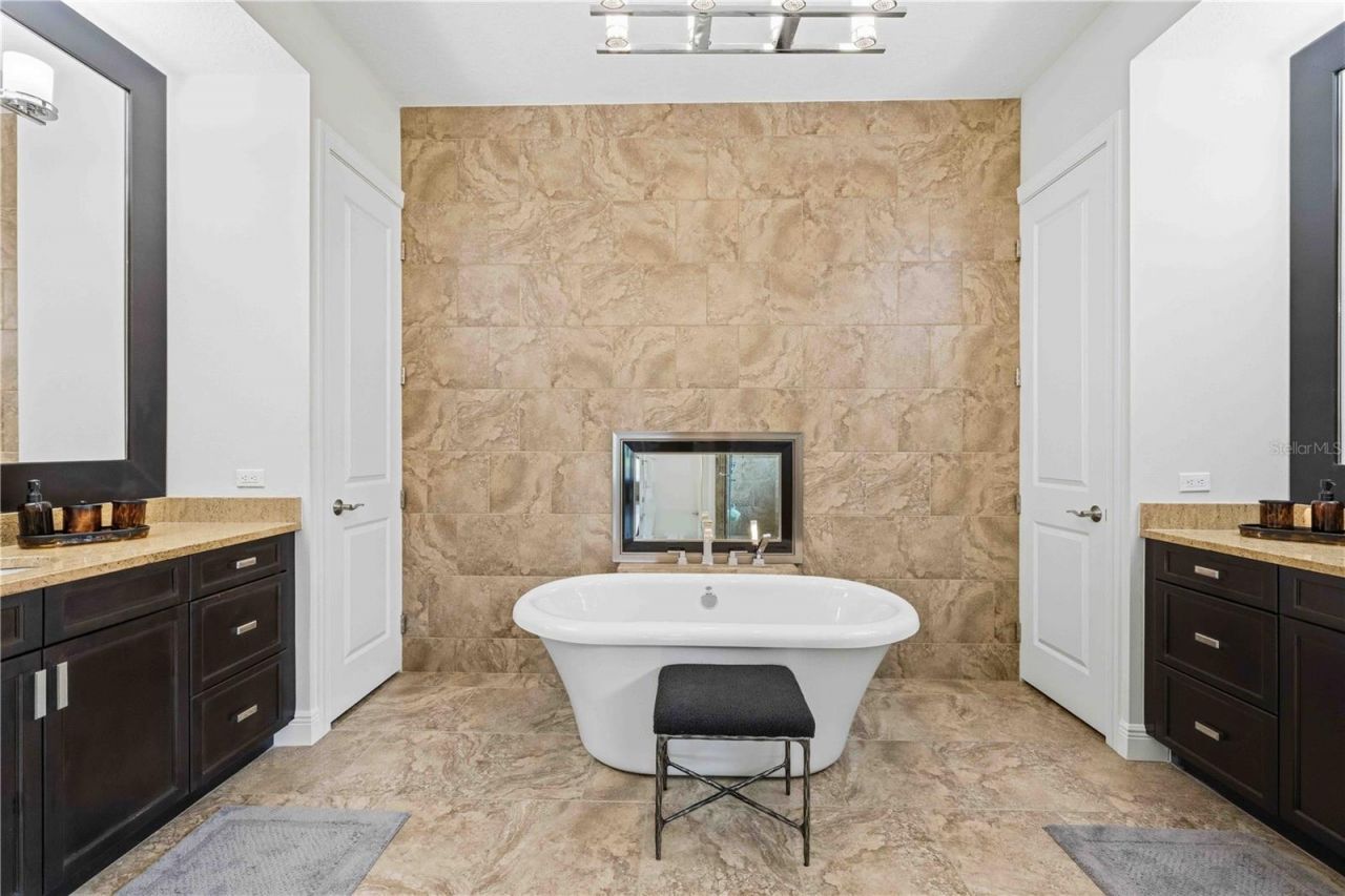 7638 Windy Hill Cove, Bradenton, FL 34202 Photo