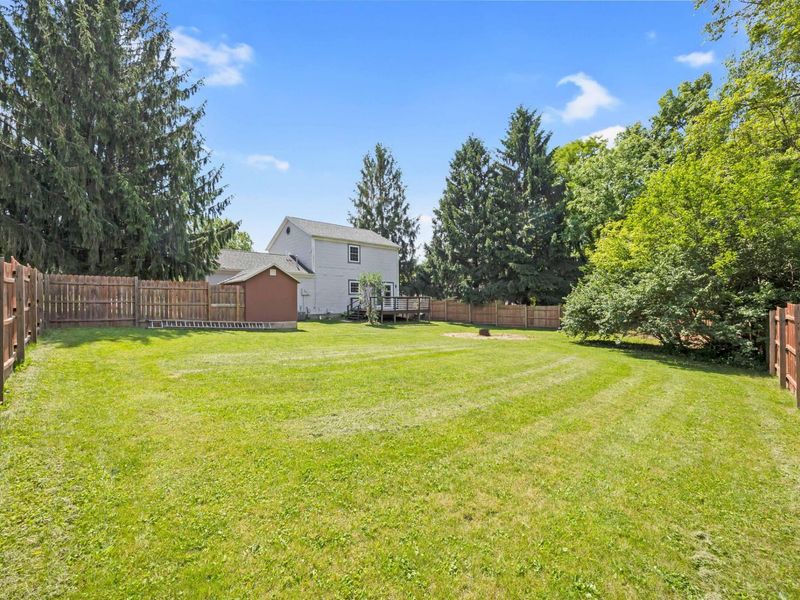 400 Woodview Drive , Bellefontaine, OH 43311 Photo 2