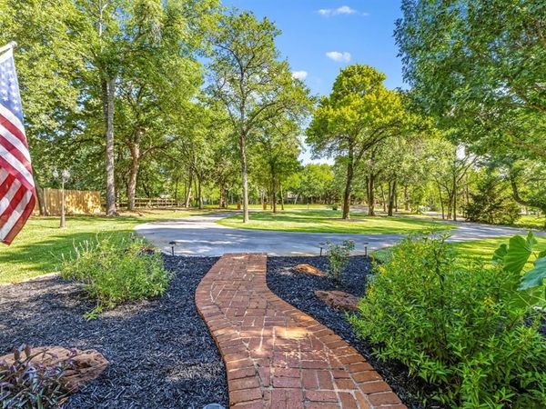 1020 Oak View Drive, Oak Point, TX 75068