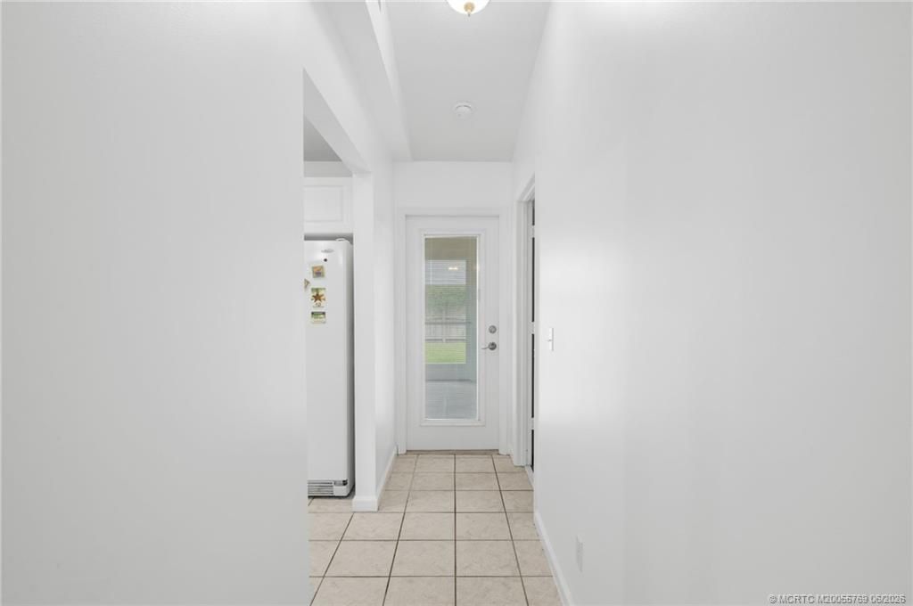 1094 NW 14 Th Street, Stuart, FL 34994 Photo