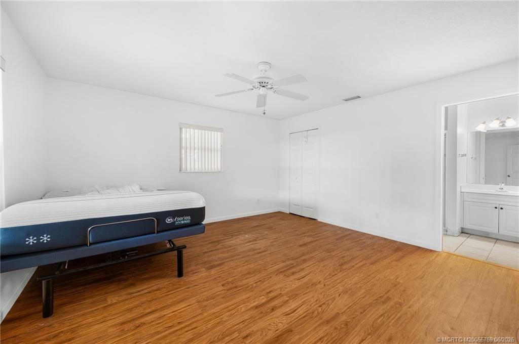 1094 NW 14 Th Street, Stuart, FL 34994 Photo