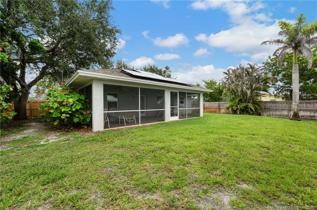 1094 NW 14 Th Street, Stuart, FL 34994 Photo
