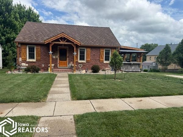 1710 N. Adams St., Carroll, IA 51401