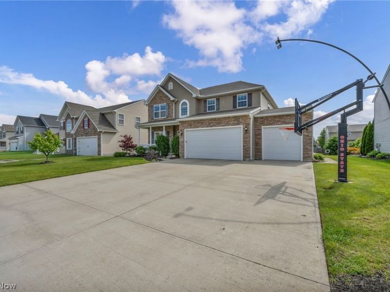 9087 Ichabod Drive, North Ridgeville, OH 44039 Photo 2