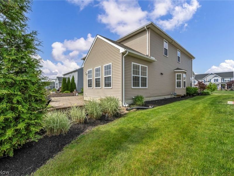 9087 Ichabod Drive, North Ridgeville, OH 44039 Photo 4