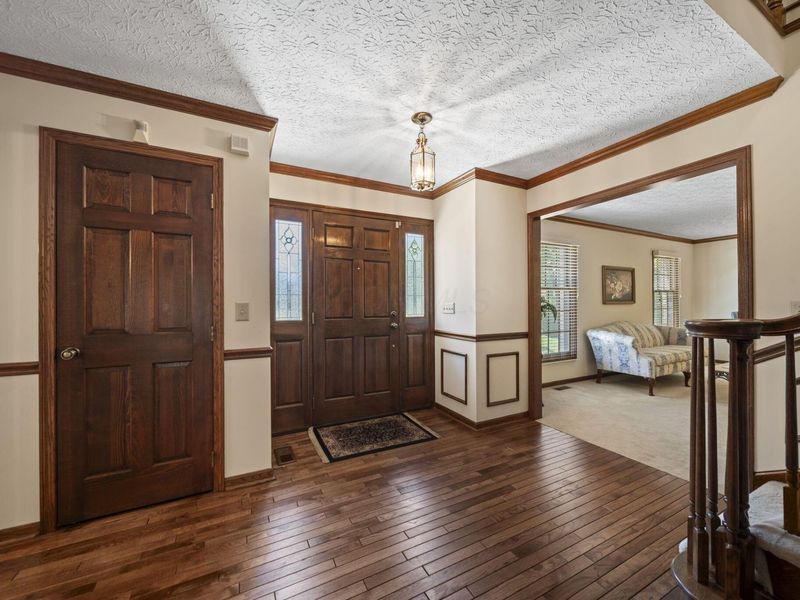 9124 Preswick Court, Dublin, OH 43017 Photo 6