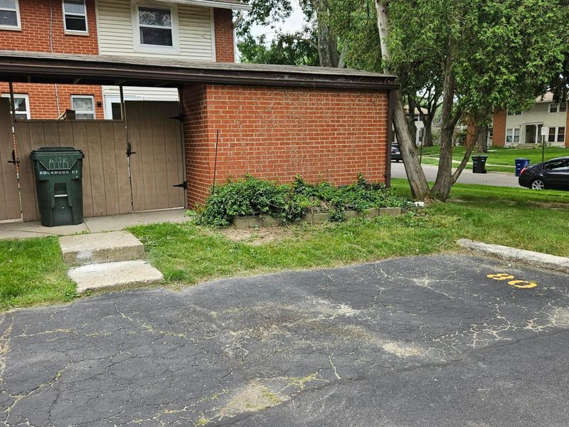 5480 Rockwood Court, Unit R1, Columbus, OH 43229 Photo 32
