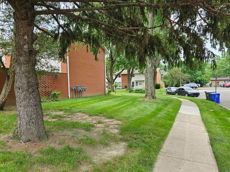 5480 Rockwood Court, Unit R1, Columbus, OH 43229 Photo 33