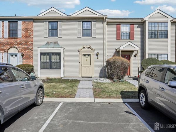 204 Hampshire Court , Piscataway, NJ 08854