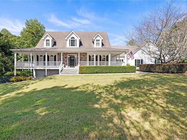 3608 Sunflower Drive , Buford, GA 30519