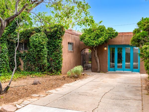 4254 Roma Avenue NE, Albuquerque, NM 87108