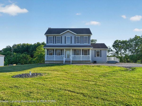 4074 Apple Drive, Eaton Rapids, MI 48827