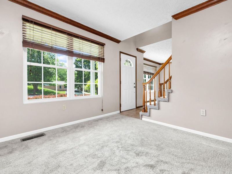 400 Woodview Drive, Bellefontaine, OH 43311 Photo 17