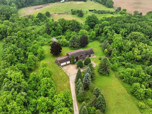 W501 Honey Creek Rd, East Troy, WI 53105