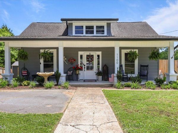 1100 King Springs Road, Johnson City, TN 37601
